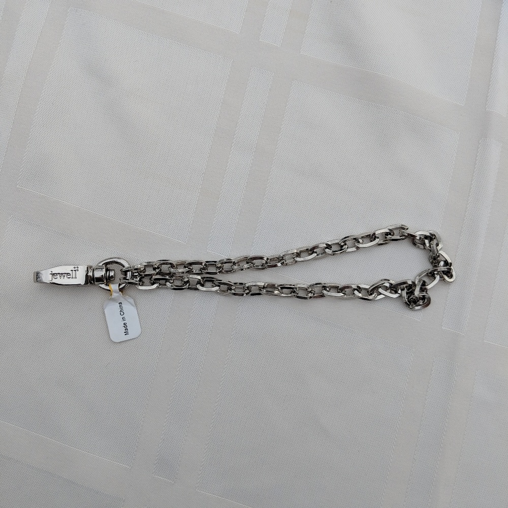 Jewell Metal Wristlet